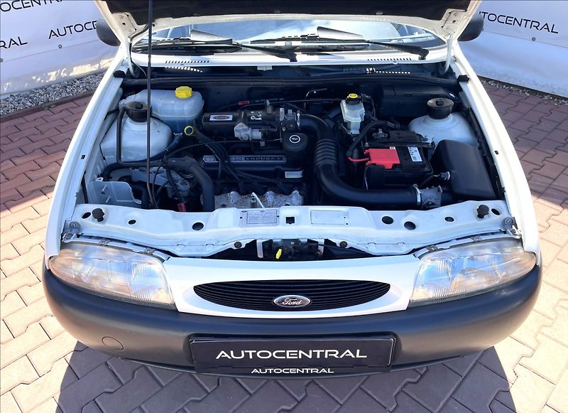 Ford Fiesta 1,3 i,STK 8/27 - fotka 8 z 19