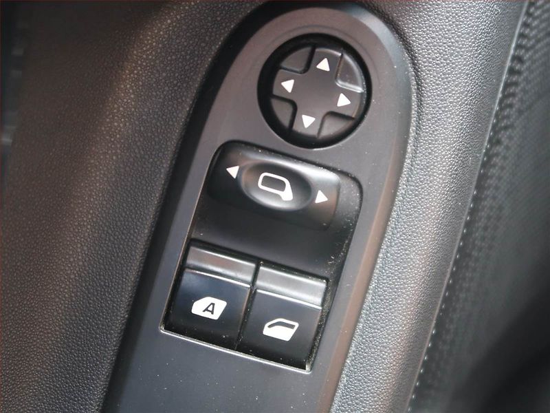 Citroën C3 (2016) 1.6 BlueHDi, Tempomat - fotka 16 z 16