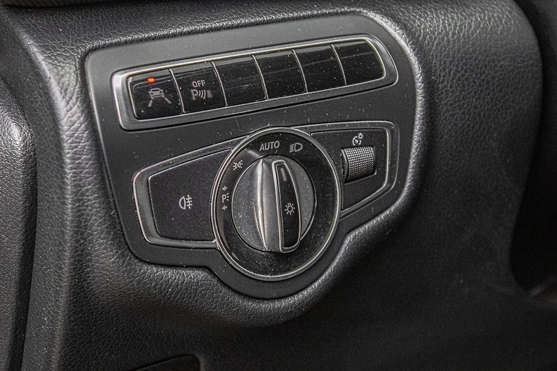Mercedes-Benz Třídy V - fotka 16 z 44