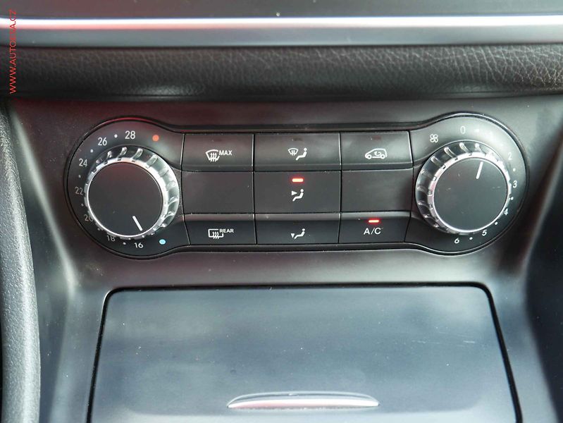 Mercedes-Benz GLA (2014) 2.2CDi 4Mat, 2.maj,ČR - fotka 20 z 22