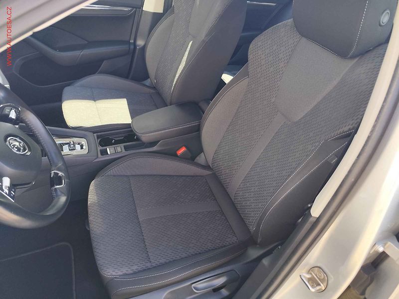 Škoda Octavia (2021) 1.5TSi, 2.maj,ČR, DSG, LED - fotka 9 z 27