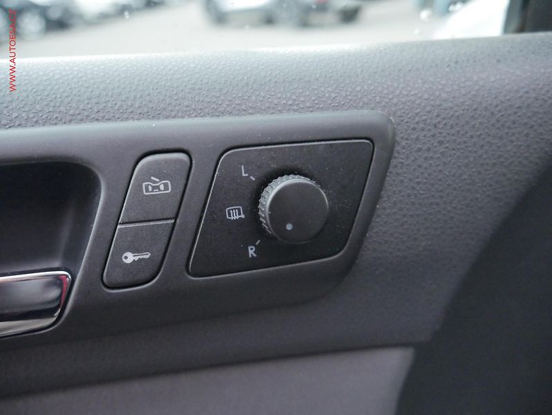 Volkswagen Polo (2008) 1.2 i, 2.maj,ČR, Comfortline - fotka 12 z 15