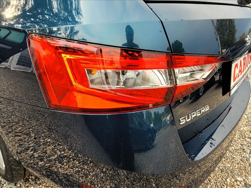 Škoda Superb 1,4 Rezervace!TSI,PHEV,DSG,LED - fotka 44 z 50
