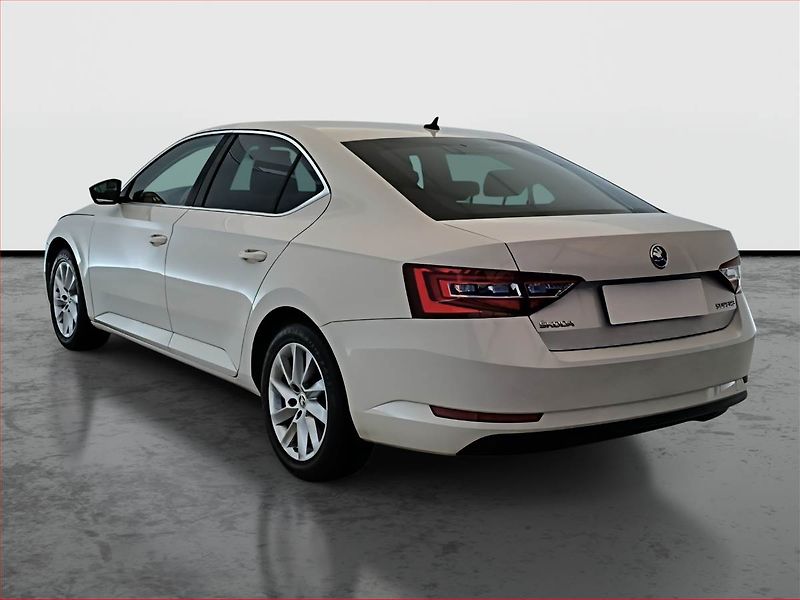 Škoda Superb (2018) Style 1.5 TSI, Automat - fotka 4 z 19