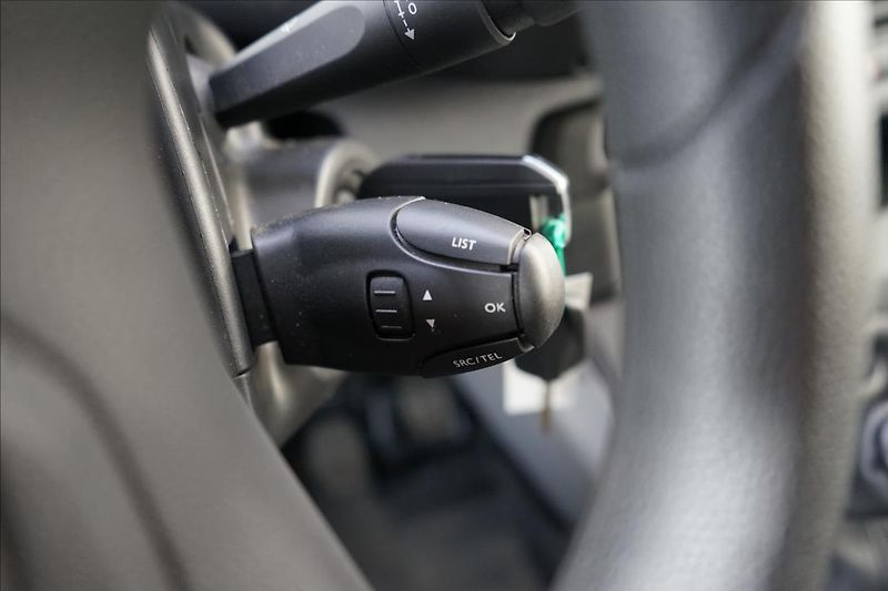 Citroën Jumpy 1,5 BlueHDi  L2H1 Plus - tažné - fotka 14 z 19