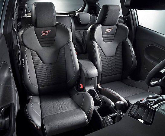 Ford Fiesta ST200.