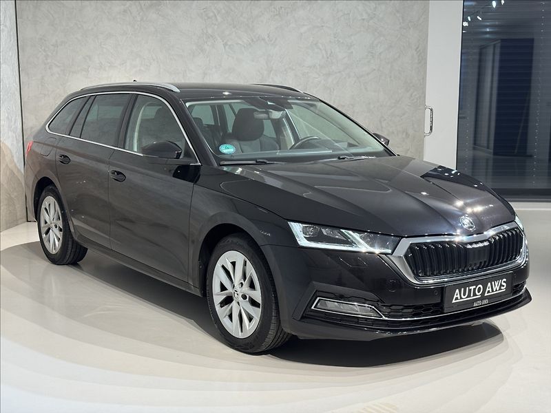 Škoda Octavia 2,0 TDi  DSG Tour Virtual LED - fotka 3 z 45