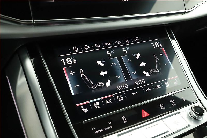 Audi Q8 (2022) 50 TDI - fotka 11 z 20