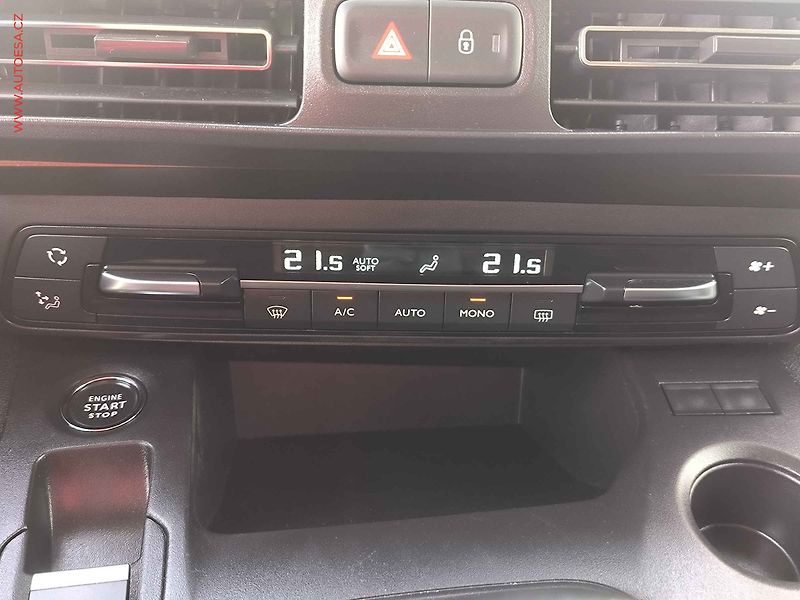Peugeot Rifter (2023) 1.5HDi, GT Line, navi, kamera - fotka 16 z 24