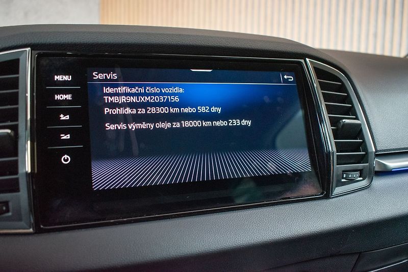 Škoda Karoq 1.5 TSI STYLE+*DSG*WEBASTO*ČR - fotka 32 z 44