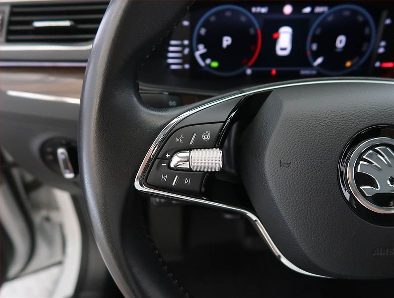 Škoda Superb (2022) Scout 2.0 TSI - fotka 24 z 32