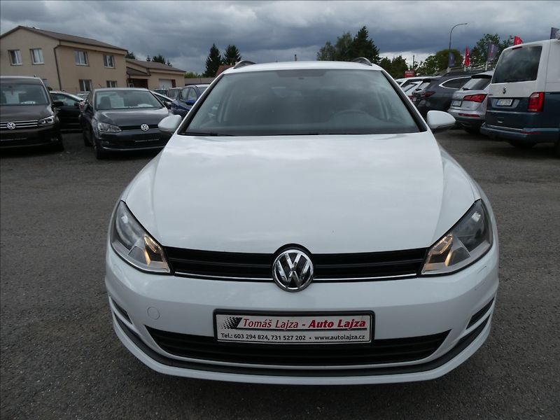 Volkswagen Golf 1,2 TSi 81kW 2x kola, serviska - fotka 2 z 54