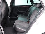 Škoda Superb 2.0 TSI 200kW DSG SportLine - náhled 15