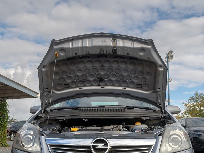 Opel Zafira (2008) 1.9CDTi 88KW SPORT – 7 sedadel - fotka 42 z 48