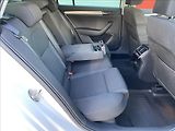 Škoda Superb 2,0 TDi  Executive / DSG / NAV - náhled 19