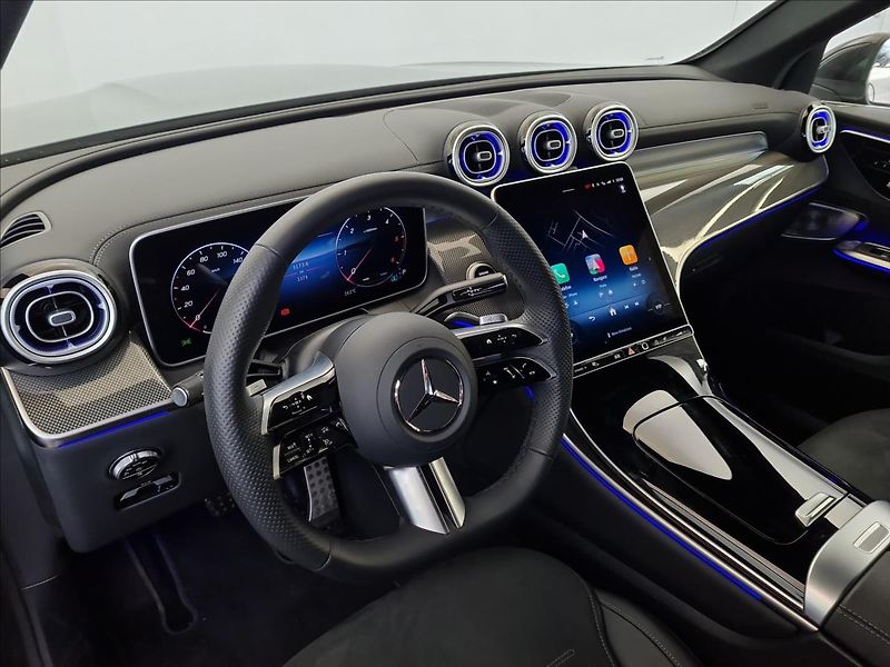 Mercedes-Benz GLC 300d 4MATIC AMG Line - fotka 9 z 22
