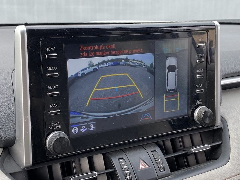 Toyota RAV4 2.5HSD, ČR, Executive, 4x4 - fotka 12 z 20