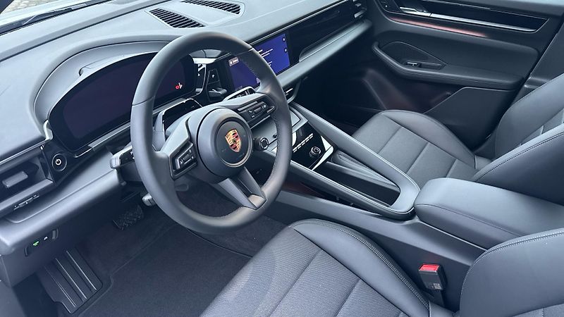 Porsche Macan (2026) 4 - fotka 15 z 30