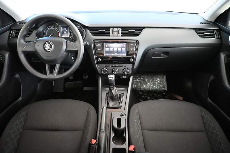 Škoda Octavia (2019) 1.5 ACTIVE 110 KW TSI - fotka 12 z 20