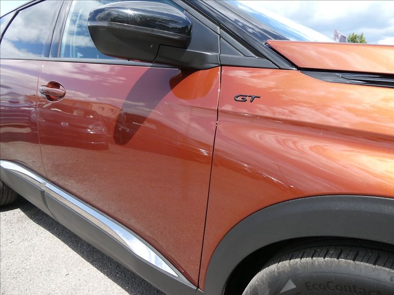 Peugeot 5008 2,0 HDi 130kW GT 7.míst AT8 - fotka 14 z 50