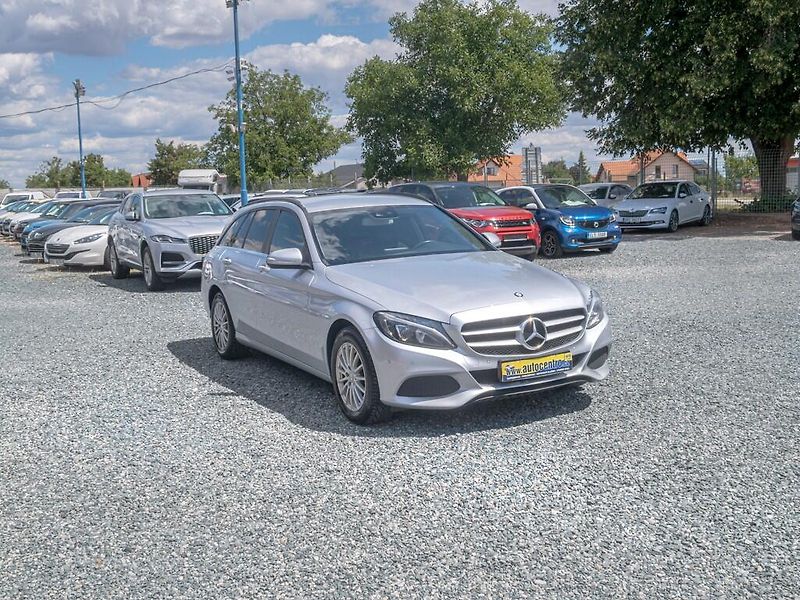 Mercedes-Benz Třídy C (2019) 220CDI LED – NAVIGACE - fotka 3 z 58