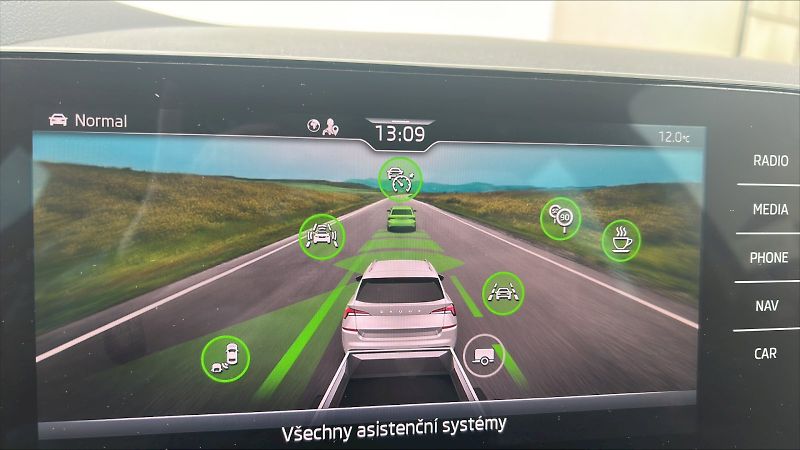 Škoda Kamiq (2023) Monte Carlo 1,5 TSI 110 kW  7 - fotka 24 z 32