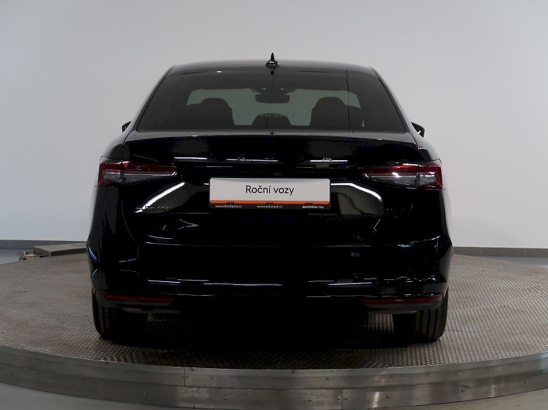 Škoda Superb (2025) SPORTLINE 2.0TSI 195KW 4x4 DSG - fotka 9 z 48