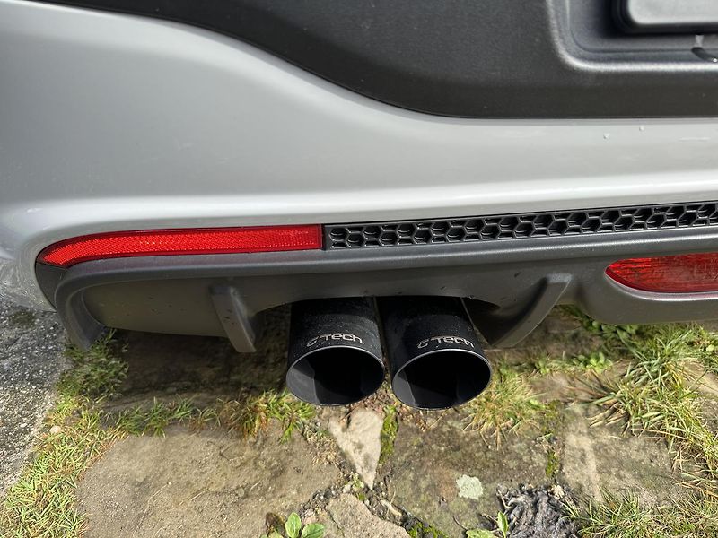 Abarth Punto Evo (2014) 1,4 Turbo 180k - fotka 6 z 23