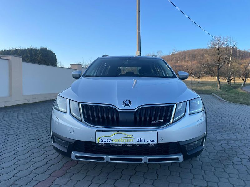 Škoda Octavia (2019) SCOUT 2,0 TDi 135 Kw DSG 4X4 - fotka 2 z 18