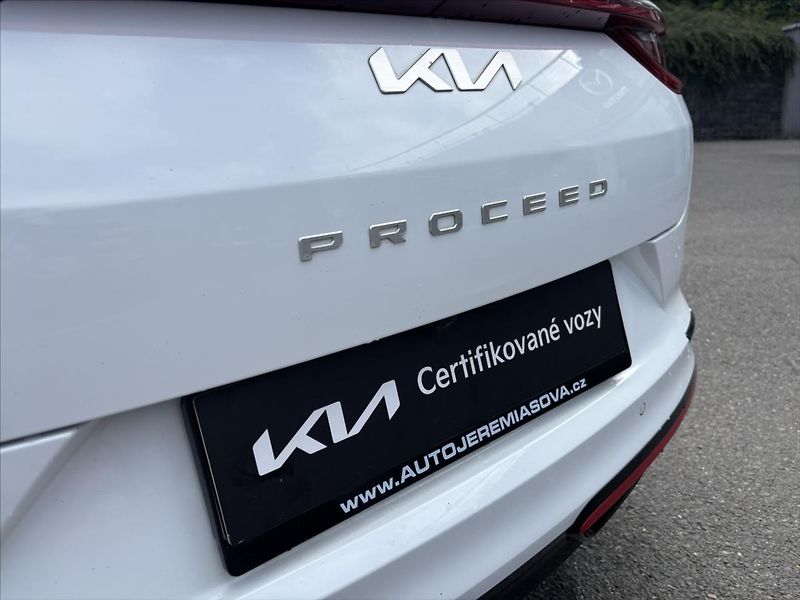 Kia ProCeed 1,6 TGDi 150kW GT ZÁRUKA - fotka 46 z 50