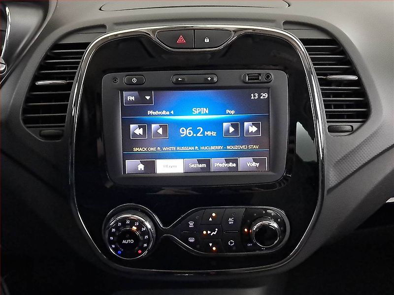 Renault Captur (2014) 1.2 TCe, Automat, Navi - fotka 12 z 17