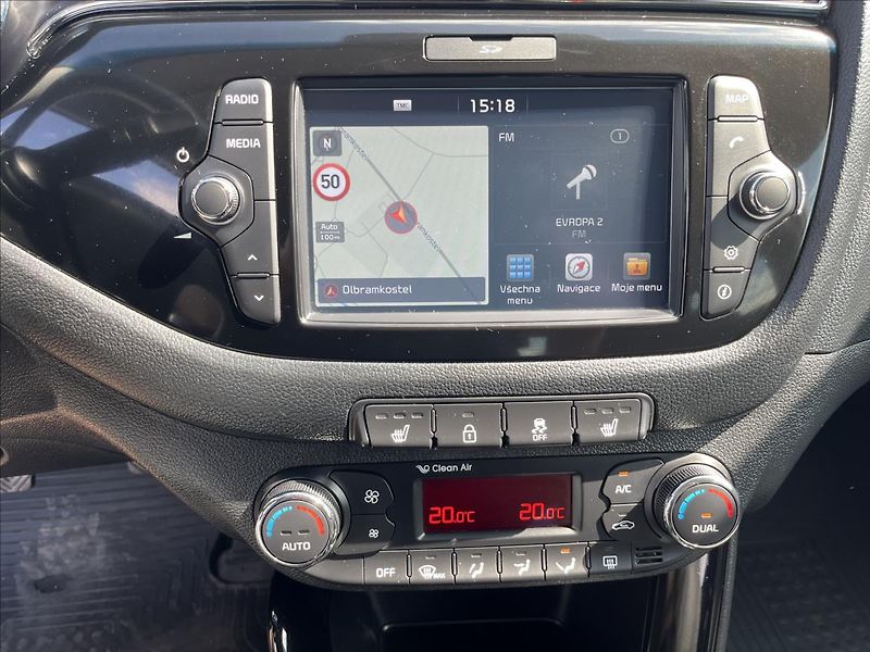 Kia Ceed 1,6 CRDi ČR KLIMA KAMERA NAVI - fotka 17 z 45