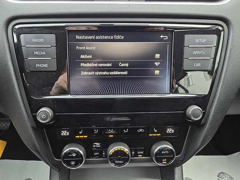 Škoda Octavia STYLE LED DIGIKLIMA-DPH - fotka 17 z 33