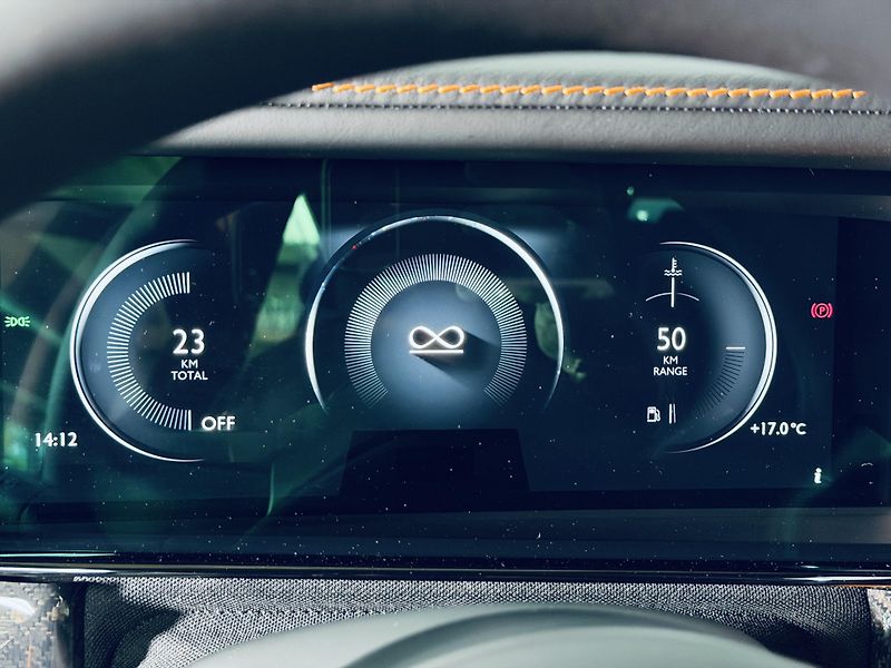 Rolls-Royce Cullinan (2026) Black B SHOOTING STARS BESPOKE - fotka 25 z 45