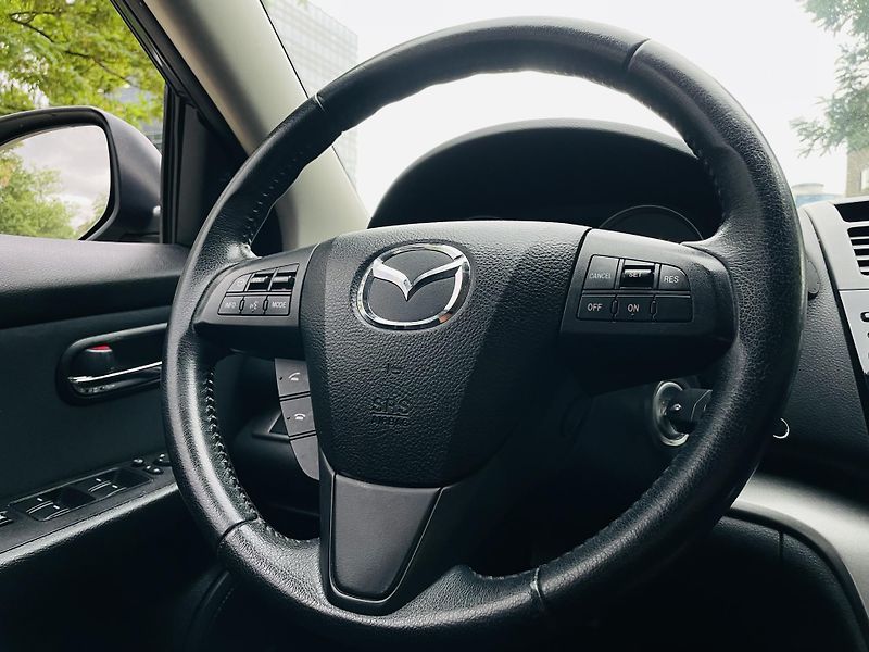 Mazda 6 2.0i 114KW AUT VÝHŘEV SENZORY - fotka 33 z 42