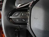 Peugeot 2008 (2020) 1.2 PT, GT, AT, navi, LED - náhled 14