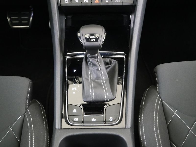 Škoda Karoq - fotka 25 z 30