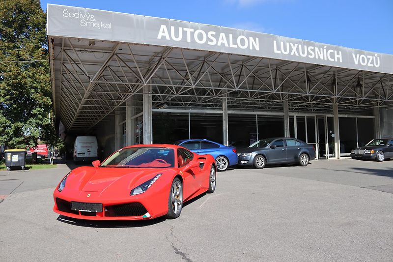 Ferrari 488 (2019) 488 GTB | 1. Majitel | ČR  - fotka 2 z 75