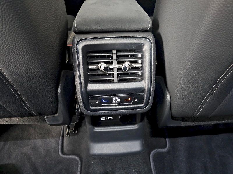Škoda Kodiaq (2025) 2.0TDi 4X4 DSG 142kW SPORTLINE - fotka 25 z 29