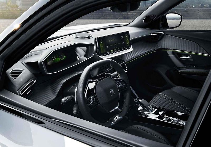 Peugeot 2008 (2020)