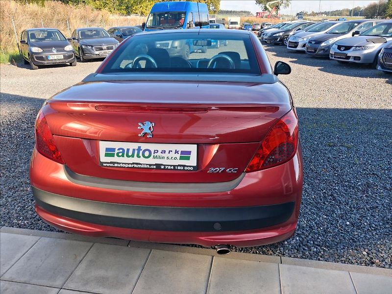 Peugeot 207 1,6 207 CC - fotka 6 z 12