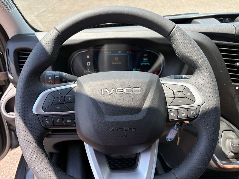 Iveco Daily (2026) 3.0 180 Průjezd. souprava 25EP - fotka 25 z 38