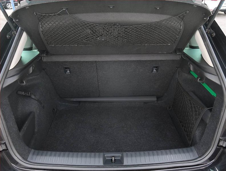 Škoda Kamiq (2022) Ambition Plus 1.0 TSI - fotka 13 z 20