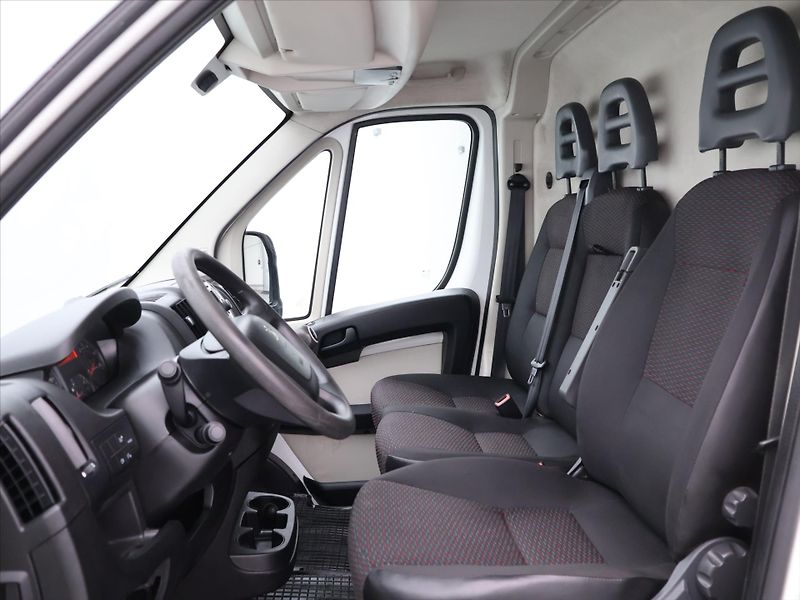Peugeot Boxer 2,0 HDI 120kW L4H2 CZ - fotka 10 z 24