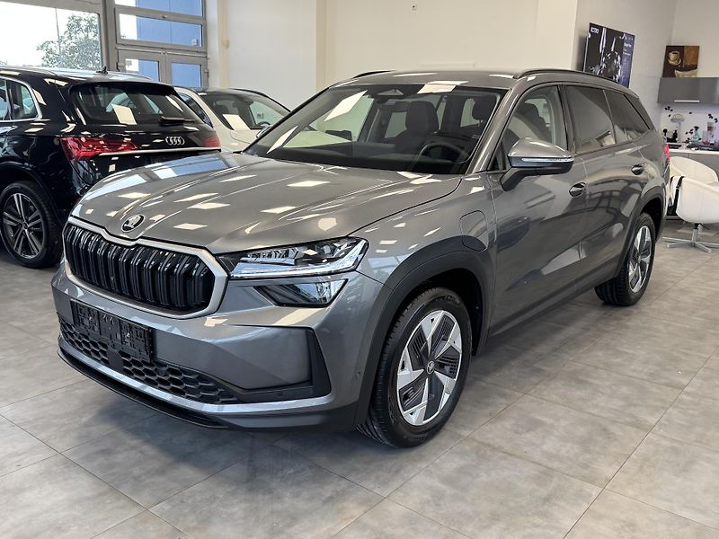 Škoda Kodiaq (2025) 1,5TSi DSG MHEW CANTON TAŽNÉ - fotka 3 z 47