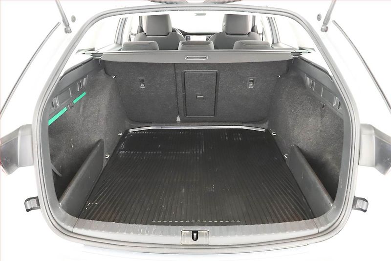 Nissan Qashqai (2025) 1.3 DIG-T MHEV, N-Connecta - fotka 17 z 18