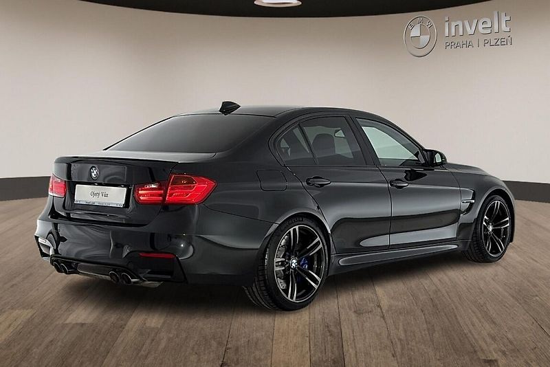 BMW M3 - fotka 3 z 27