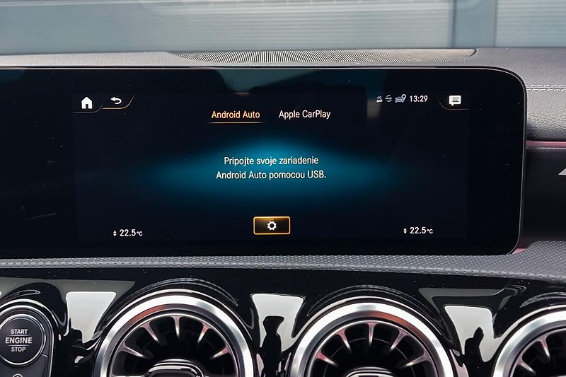 Mercedes-Benz CLA (2022) AMG CLA 45 s 4Matic+ - fotka 90 z 121