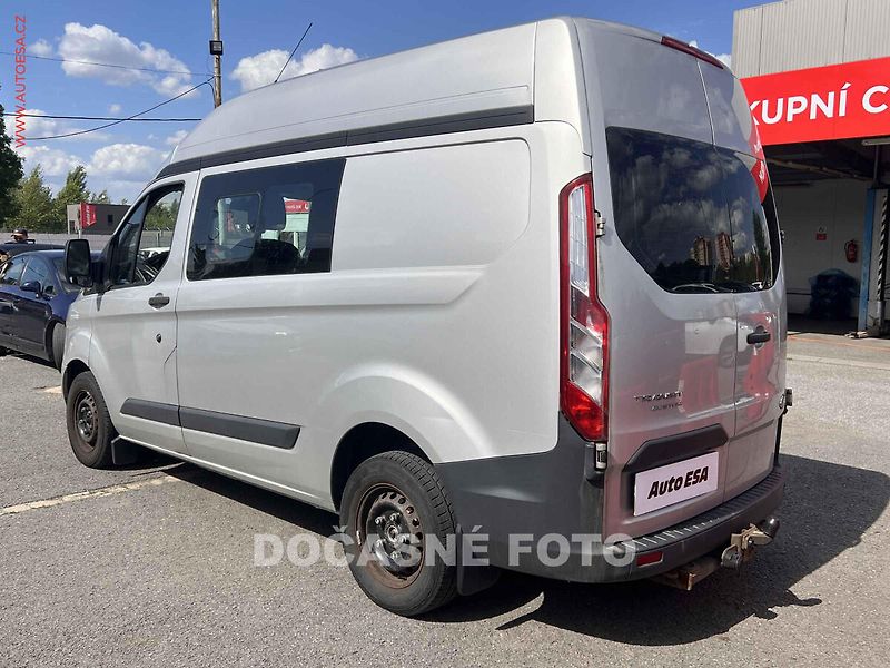 Ford Transit Custom (2015) 2.2TDCi L1H2 6míst, 1.maj,ČR - fotka 2 z 3