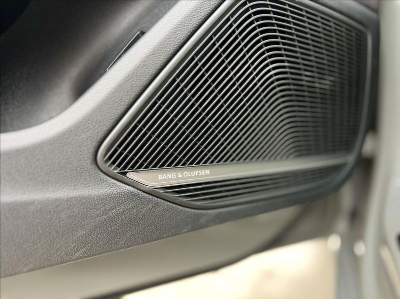 Audi S5 3,0 TDi QUATTRO / LED / MASÁŽE - fotka 45 z 49